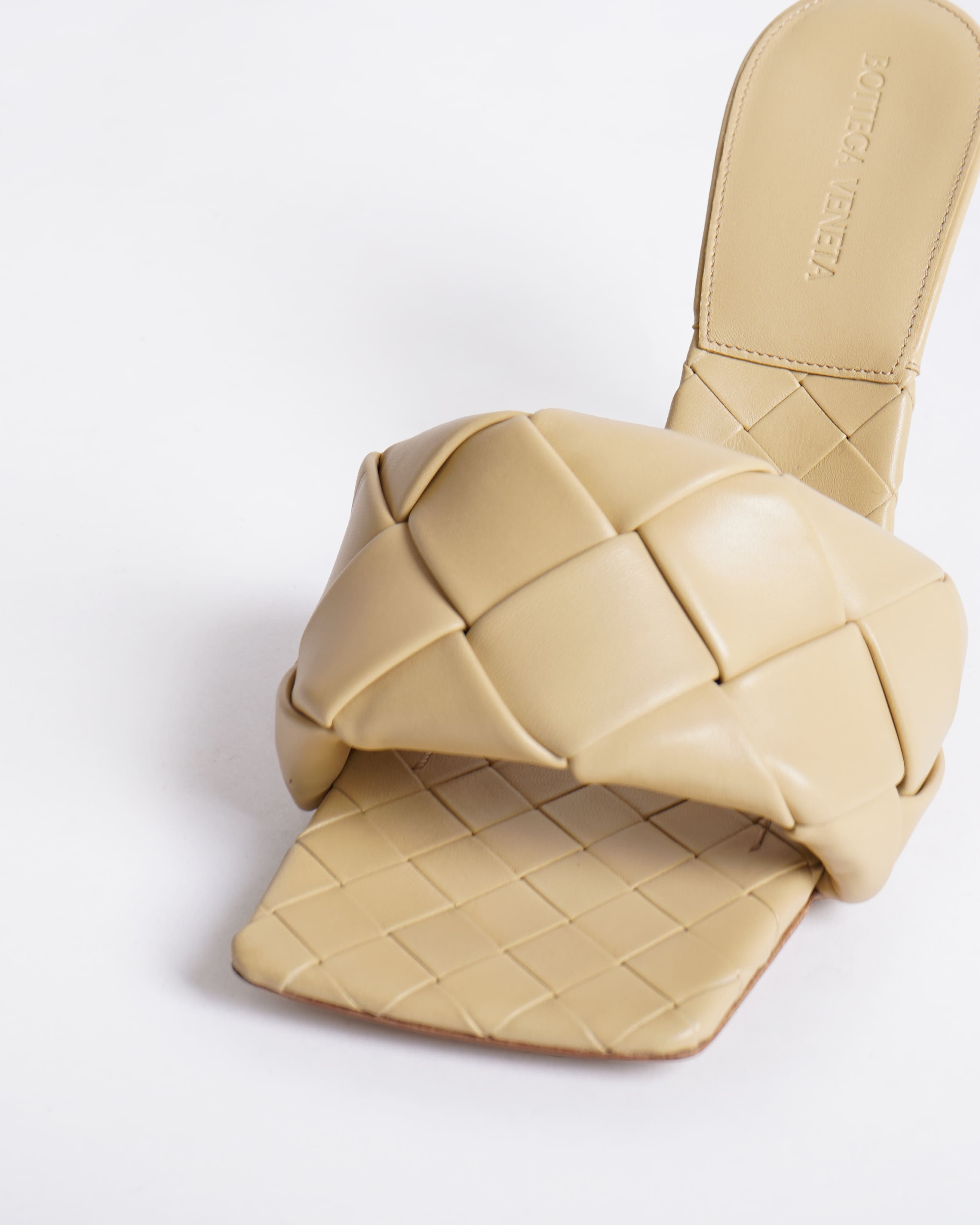 Bottega veneta lido heels