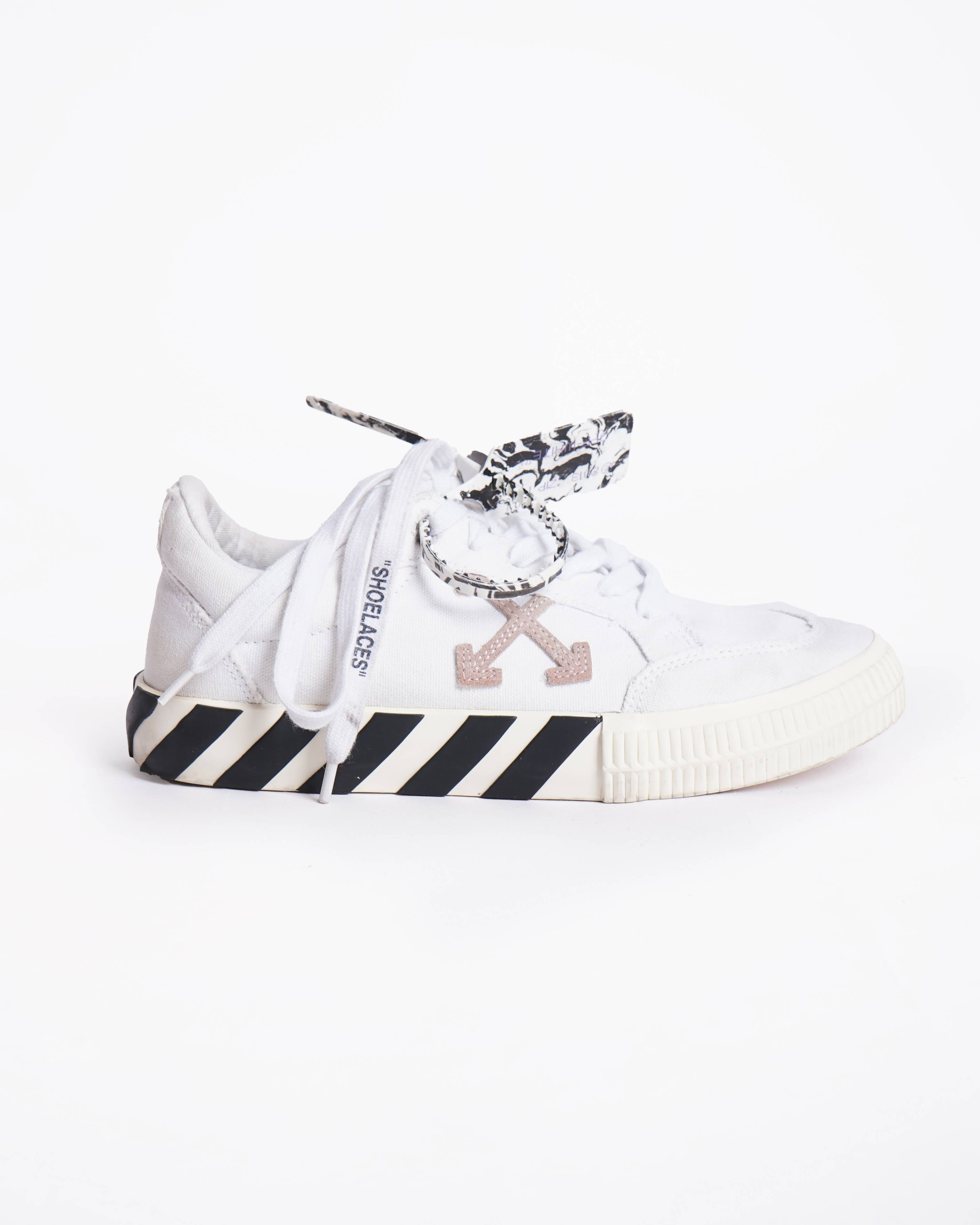 Offwhite vulcanized low white sneakers