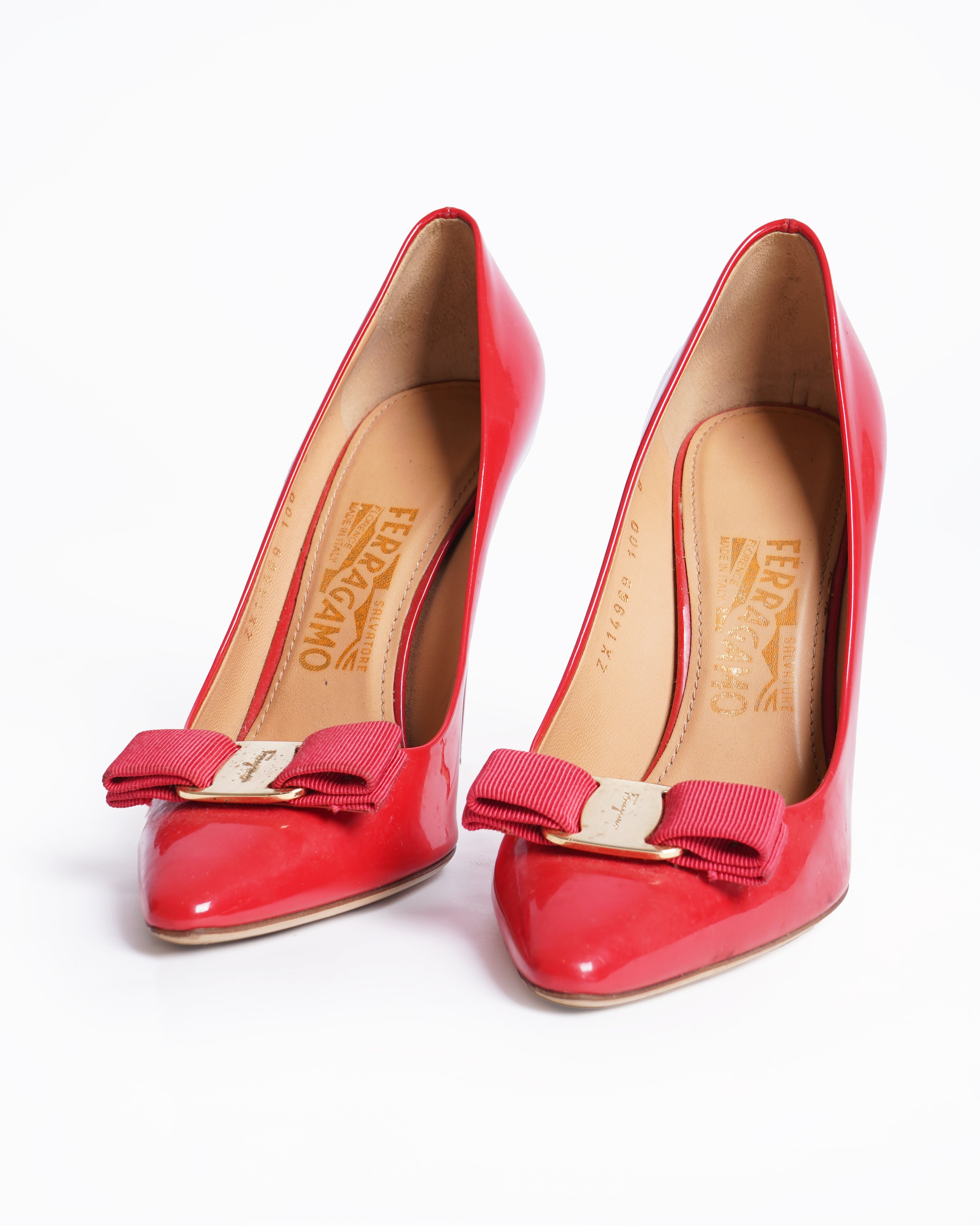 Salvatore ferragamo red patent vara bow heels