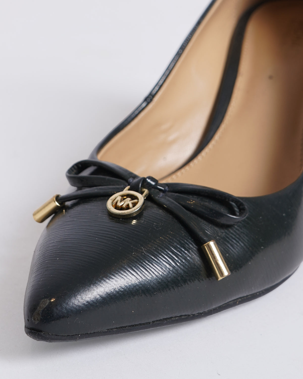 Michael Kors bow tie mid heels
