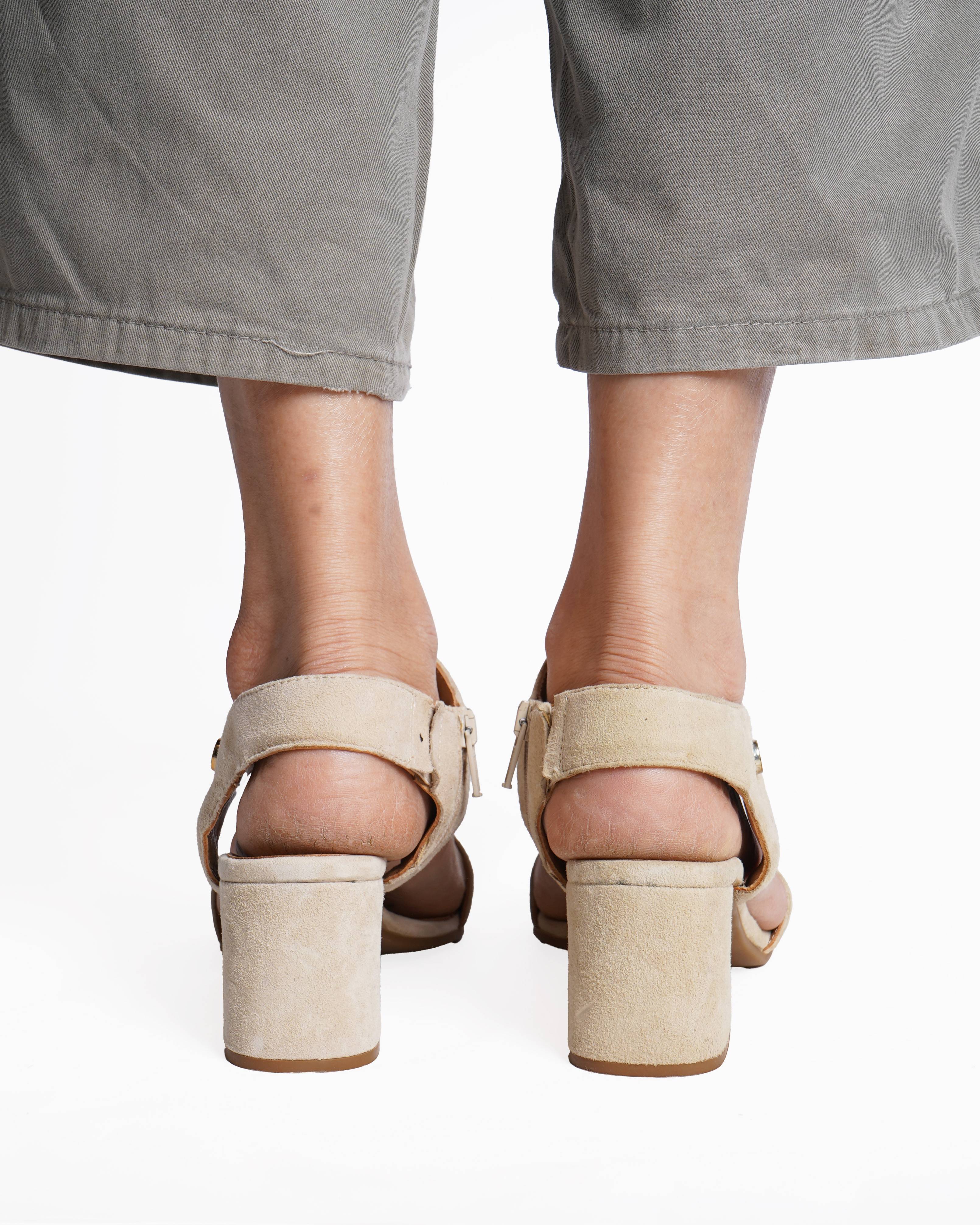Russell & Bromley Nude sandal