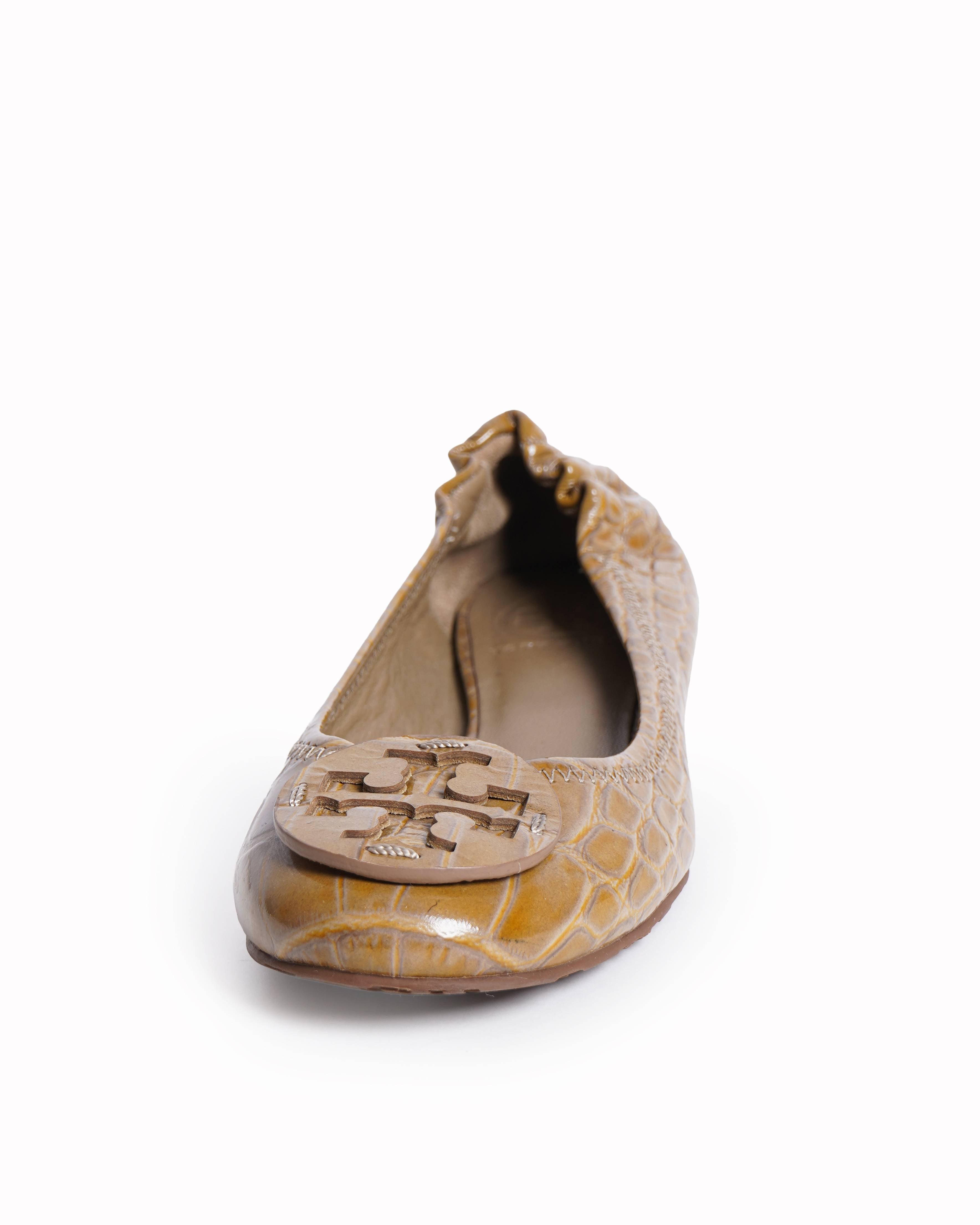 New Tory burch embossed leather ballet flats