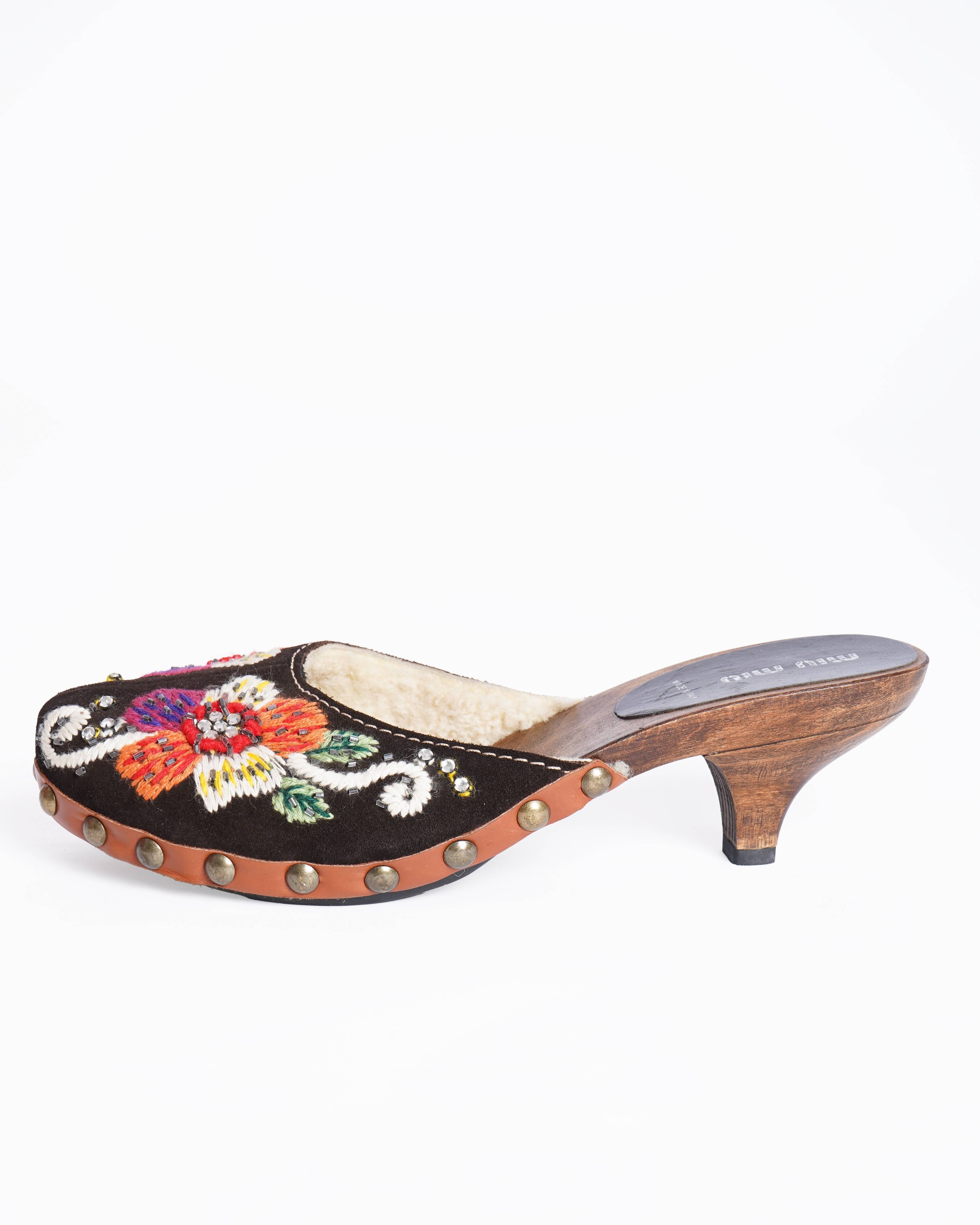 Miu miu embroidered wooden kitten heel clogs