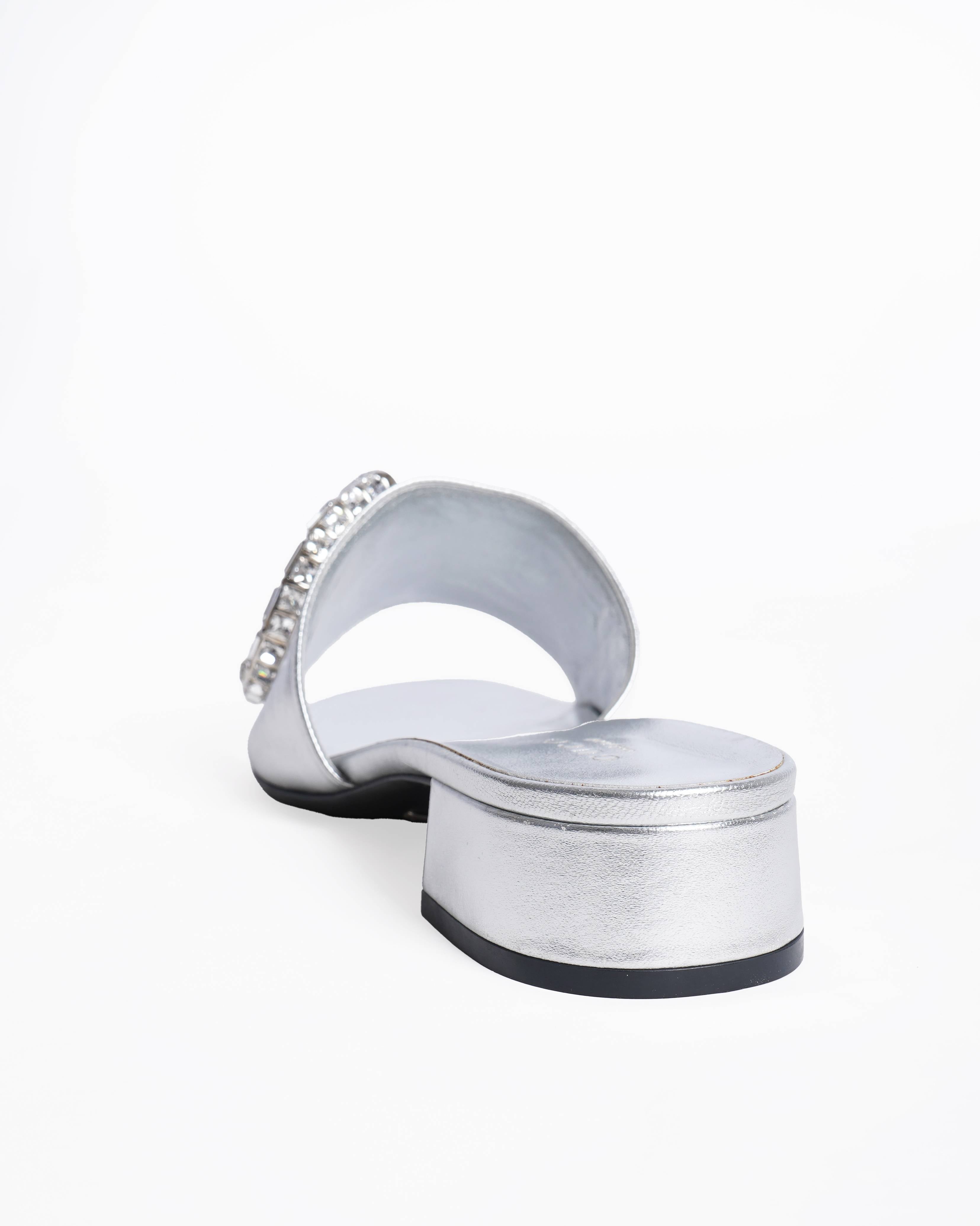 New Gucci Silver Leather Maxime Crystal Horsebit Slide Sandals