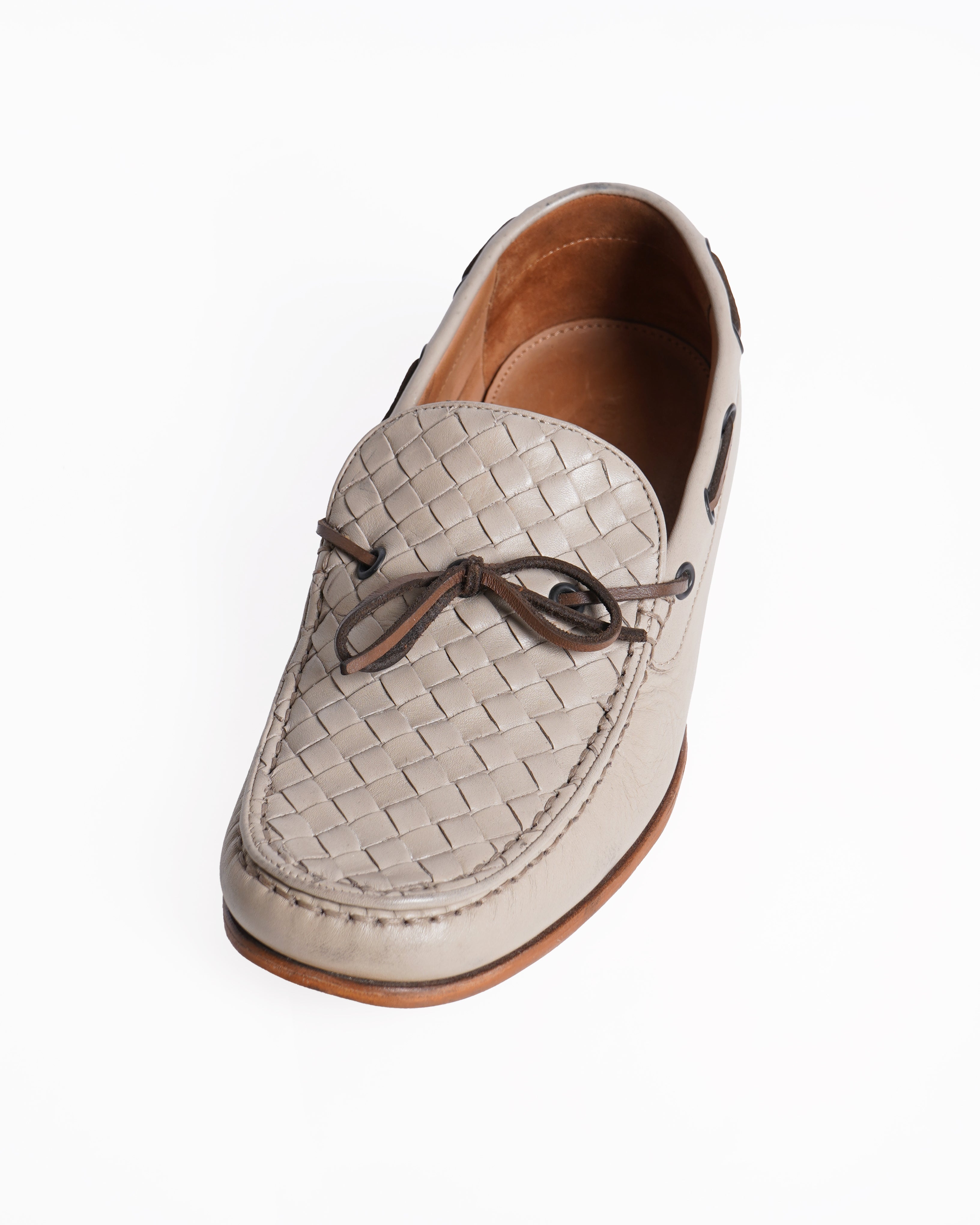 Bottega veneta intrecciato beige slip on loafers