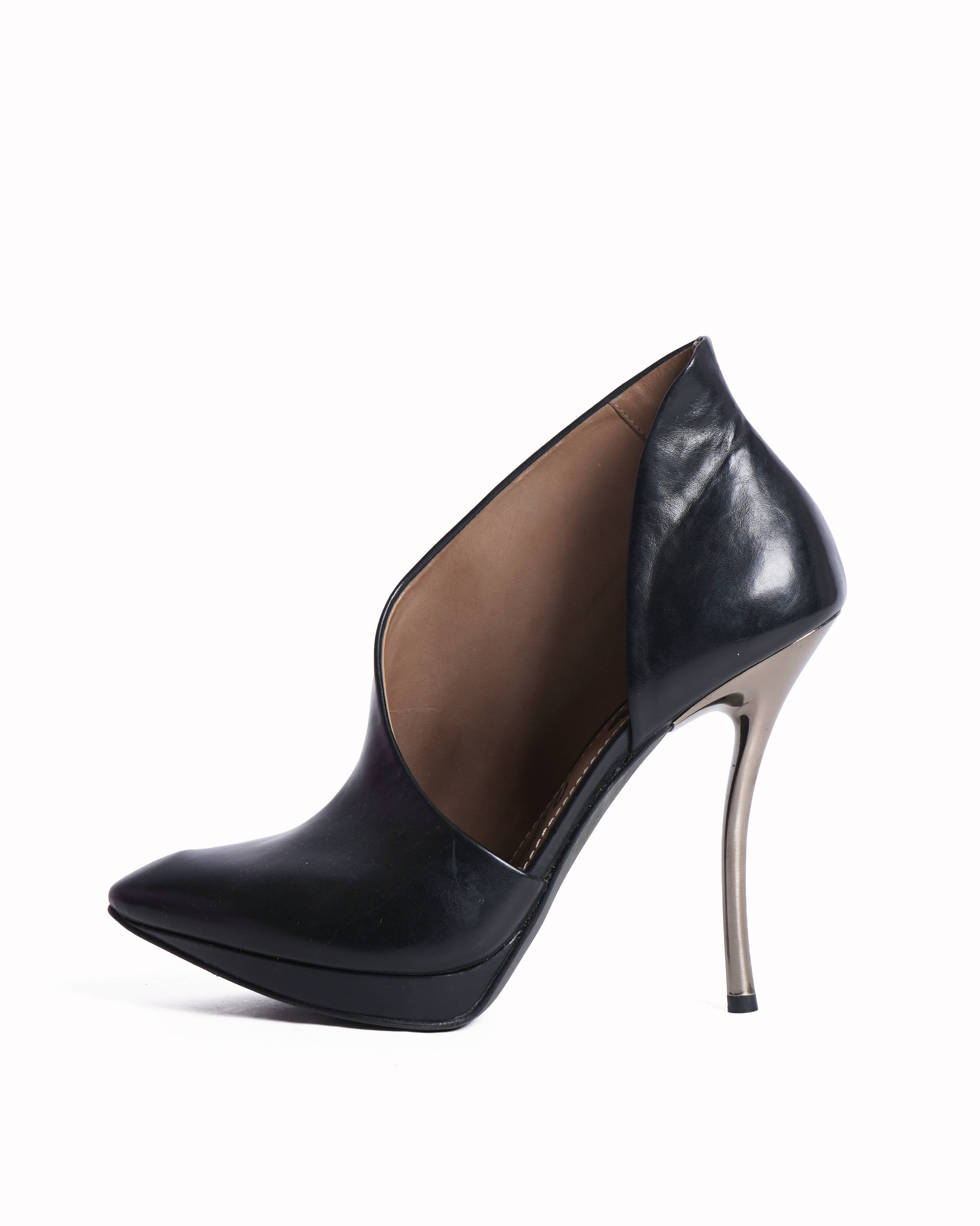 Lanvin High Top Heels In Black