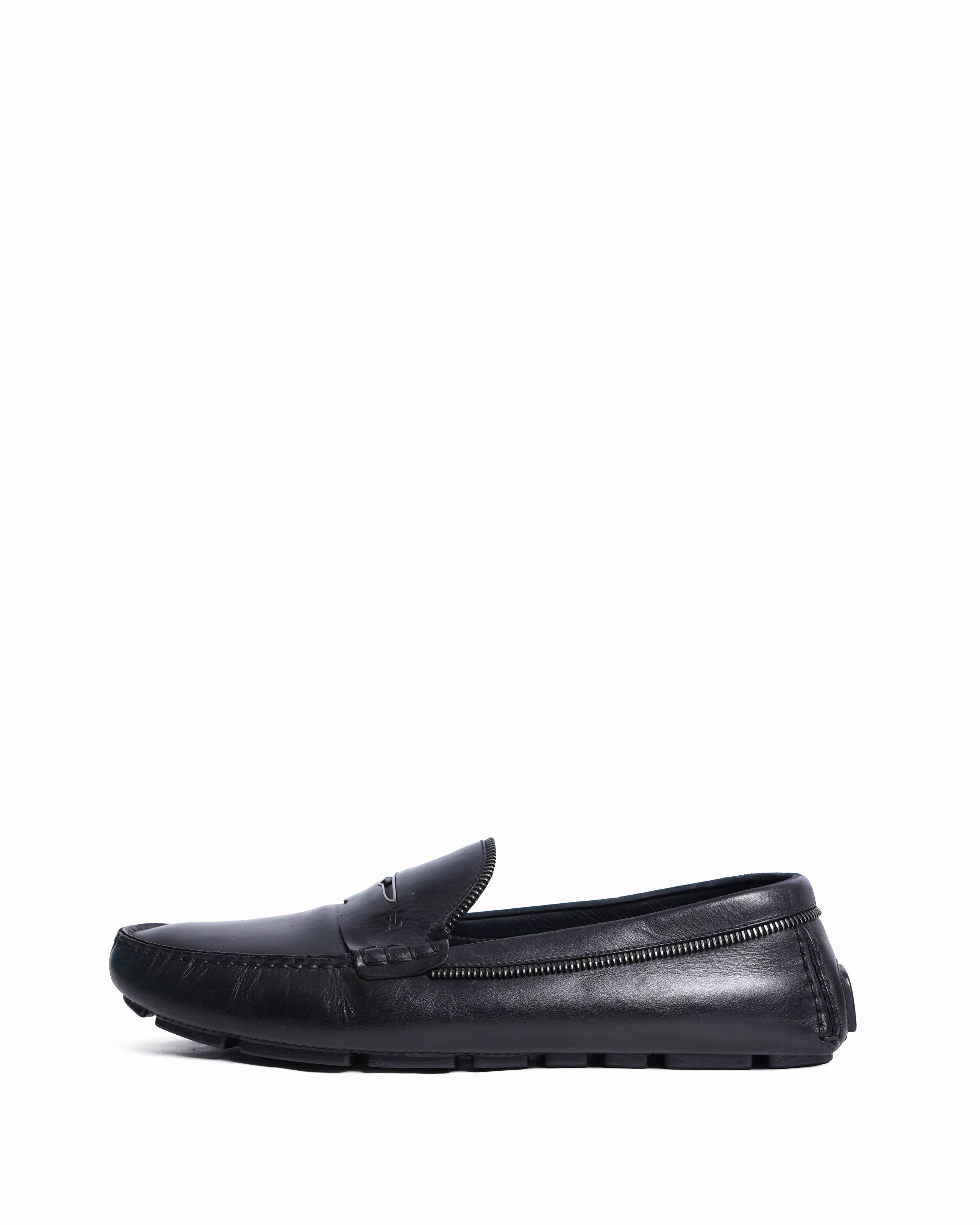 Louis vuitton black leather loafers