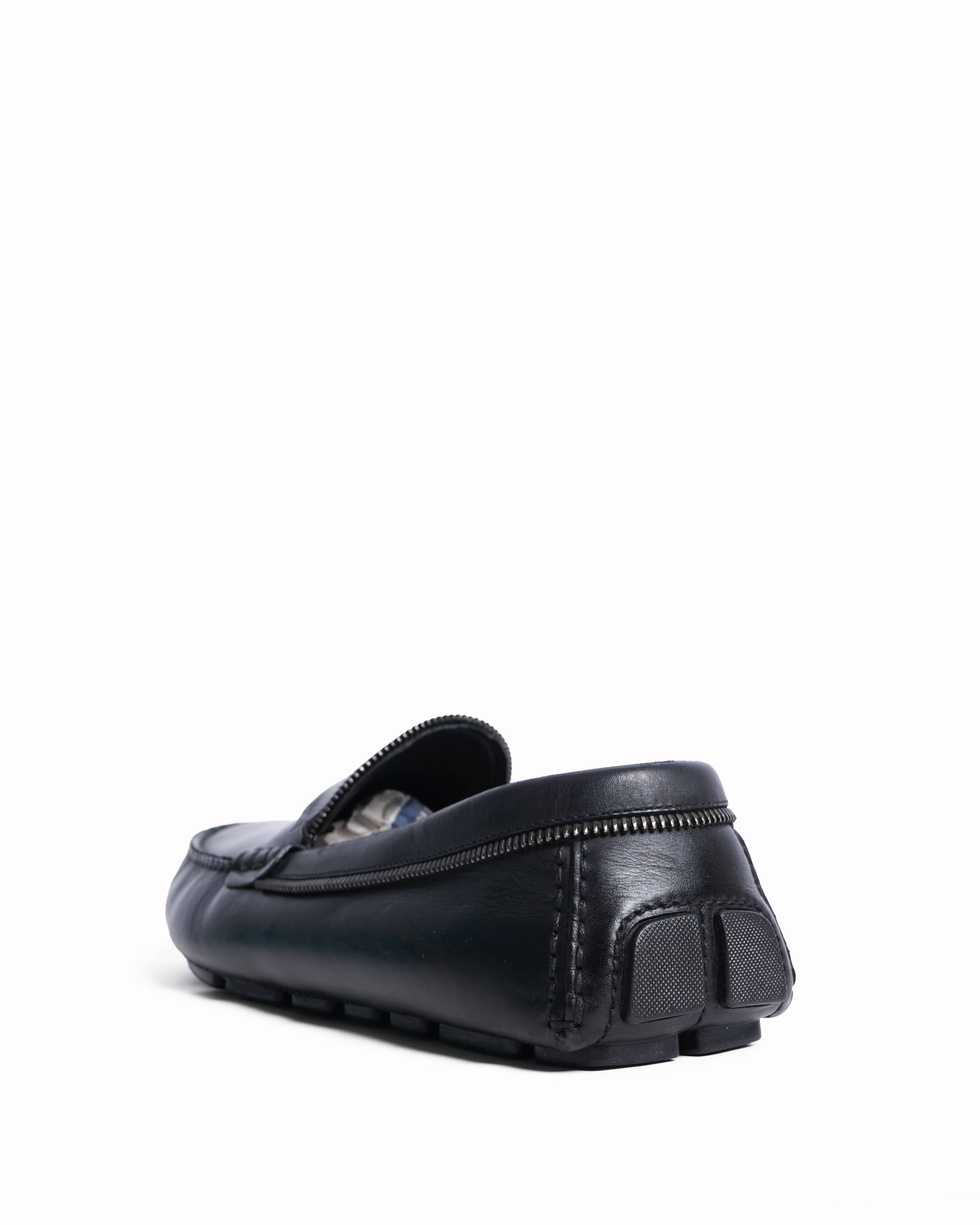 Louis vuitton black leather loafers