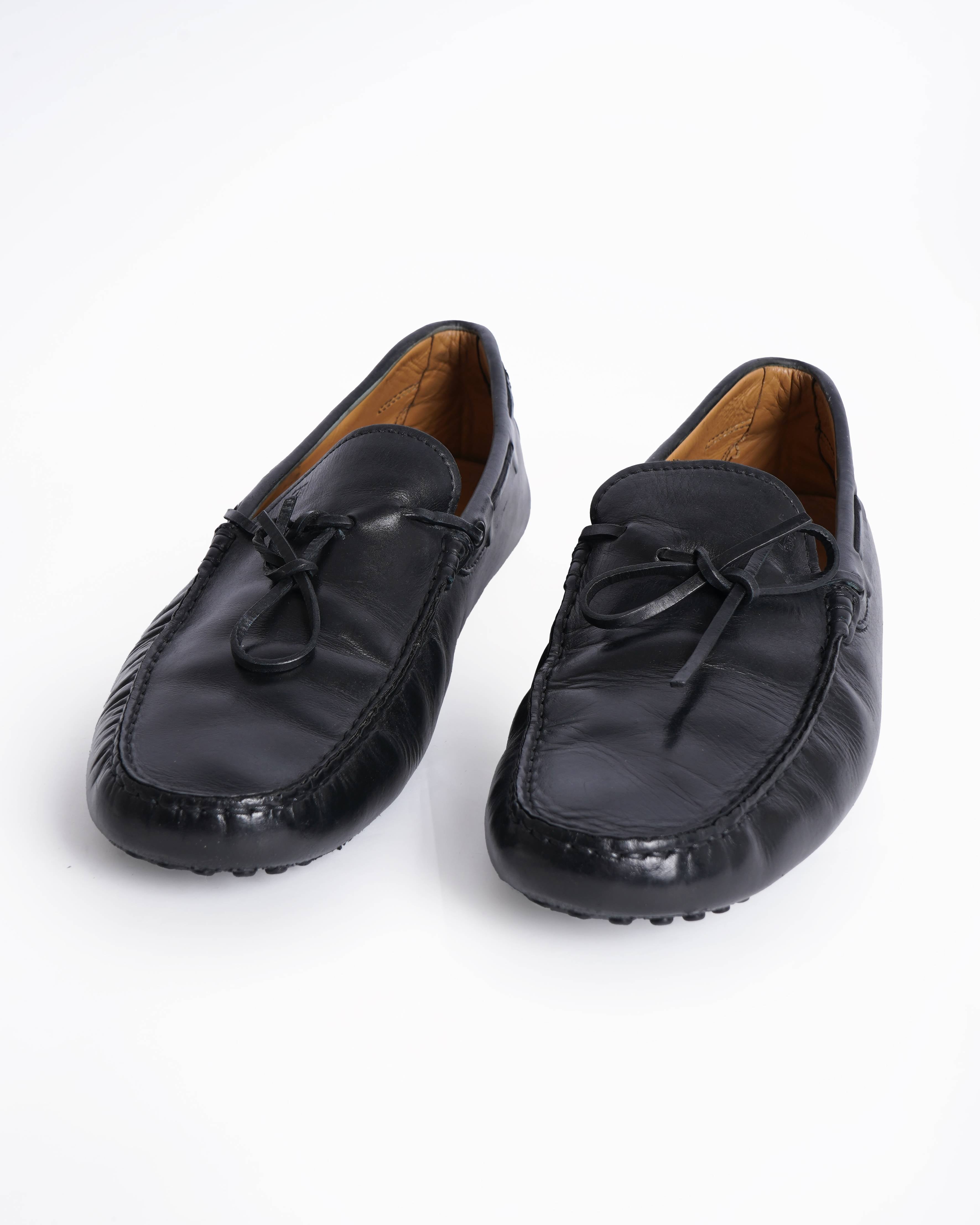 Tod's black leather men's loafers