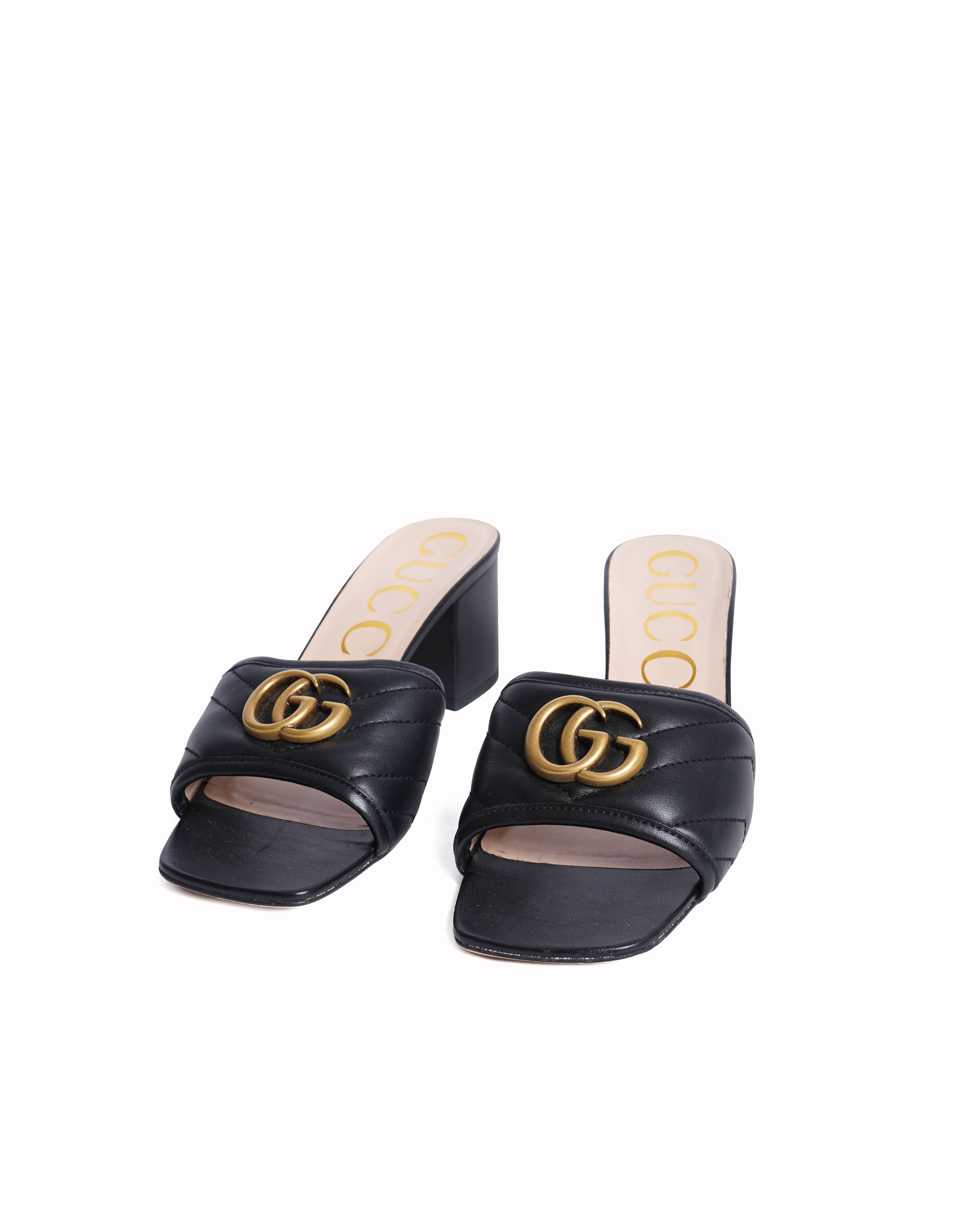Gucci gg marmont Matelassé slide heels in black