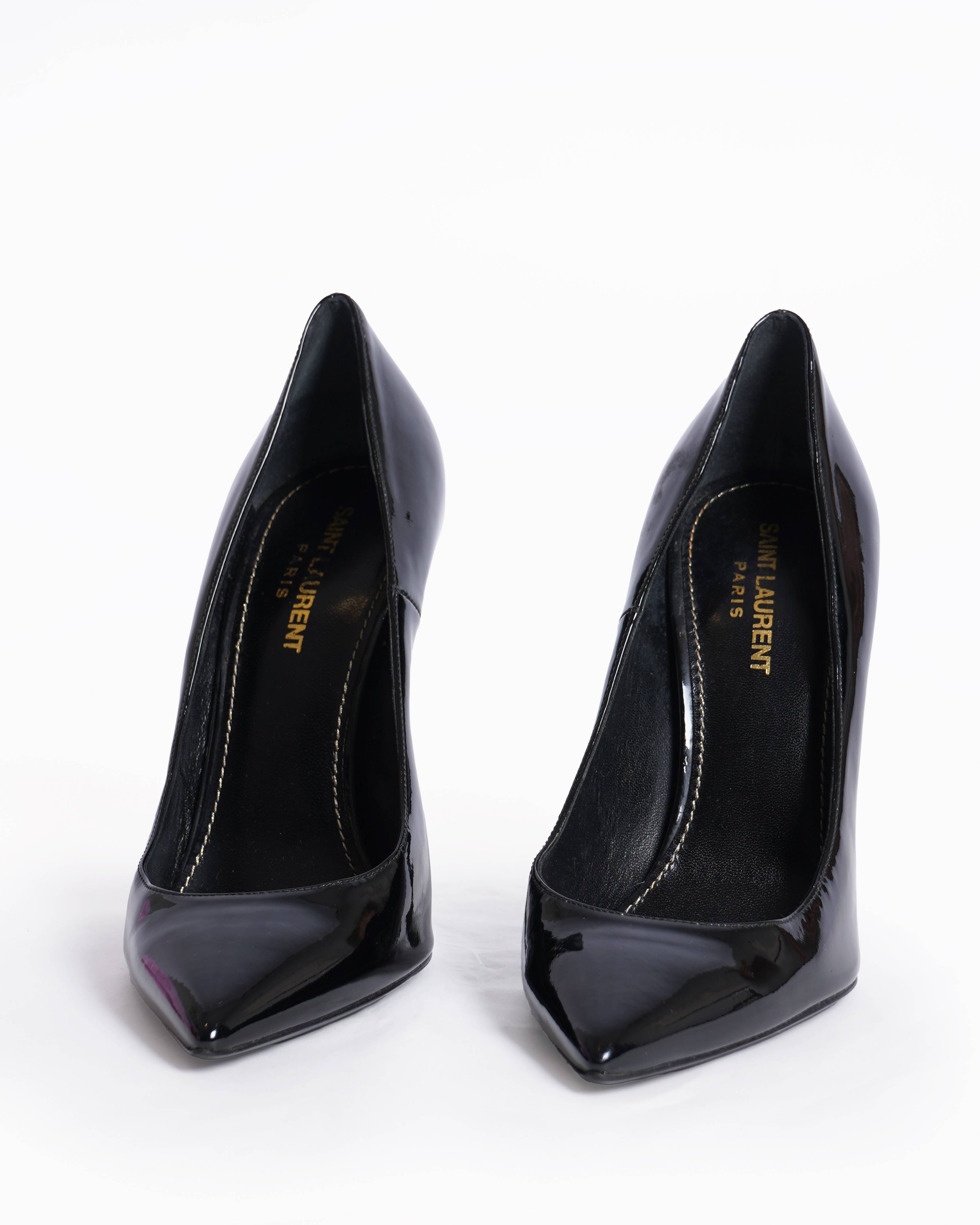 Yves Saint Laurent opyum pumps in patent leather