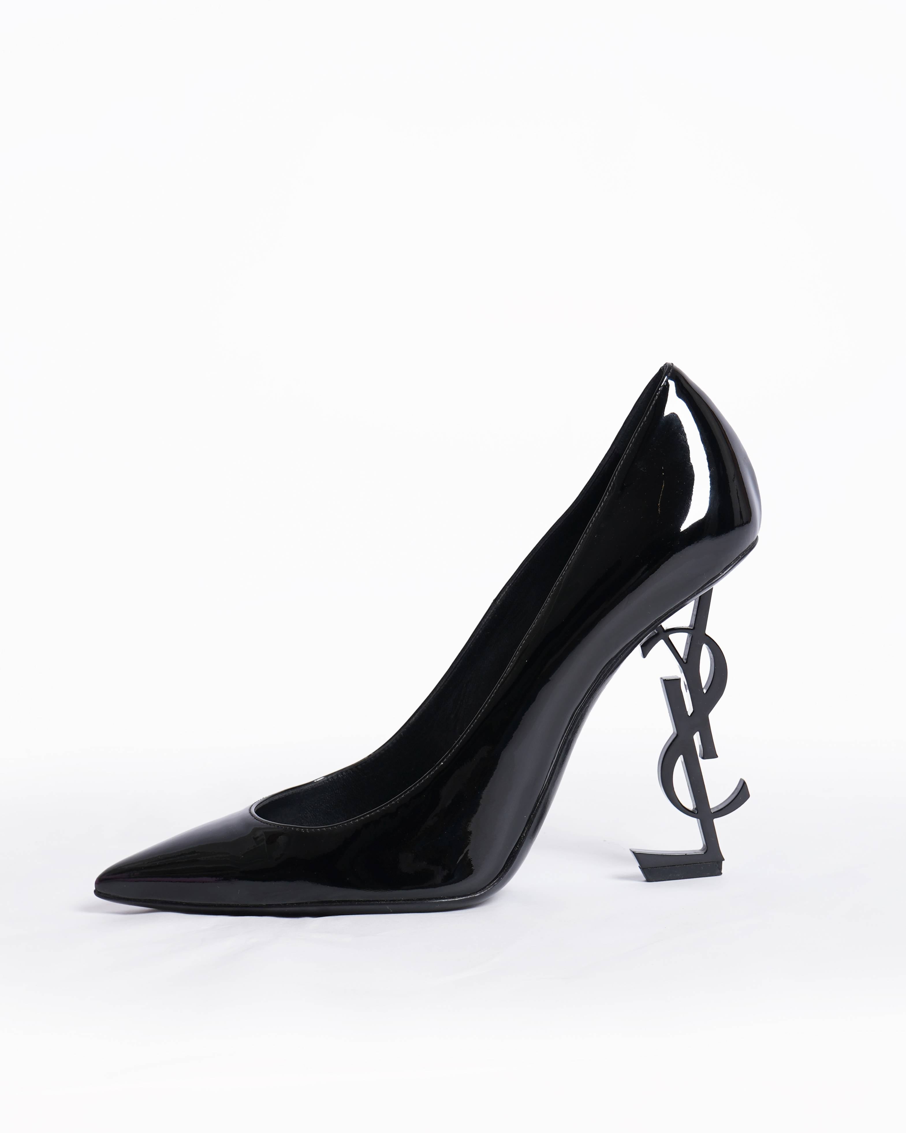 Yves Saint Laurent opyum pumps in patent leather