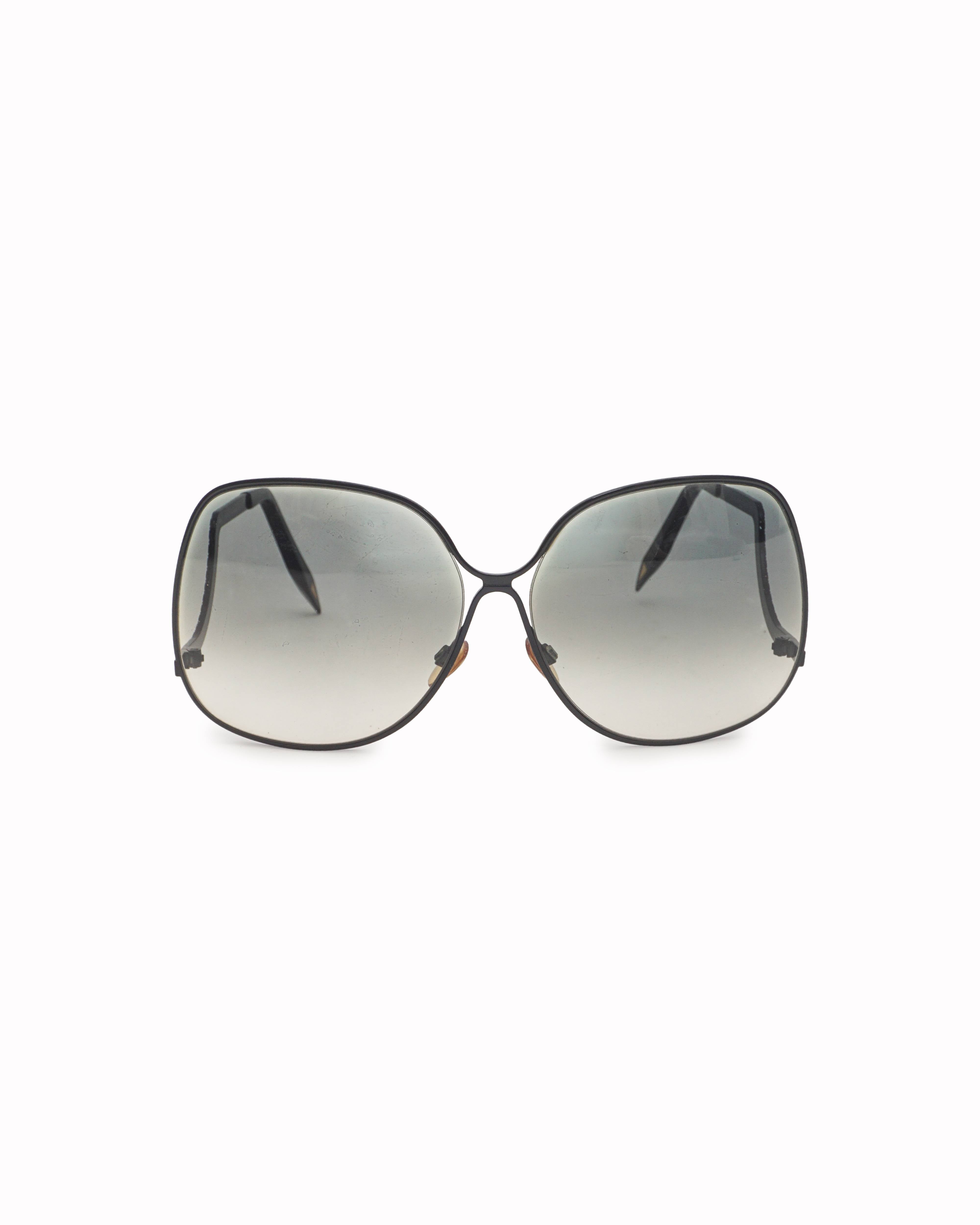 Victoria Beckham Black Oversized Round Sunglasses
