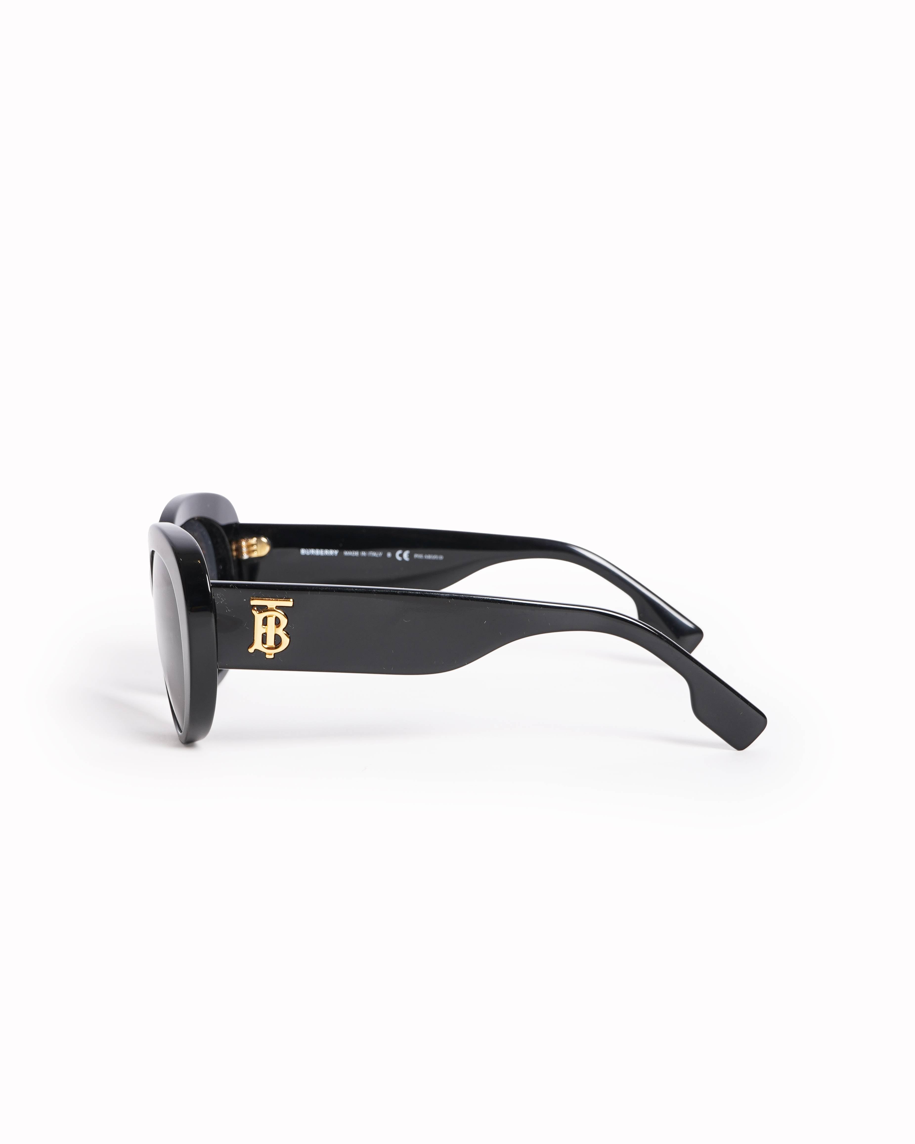 New Burberry oversized black sunglasses