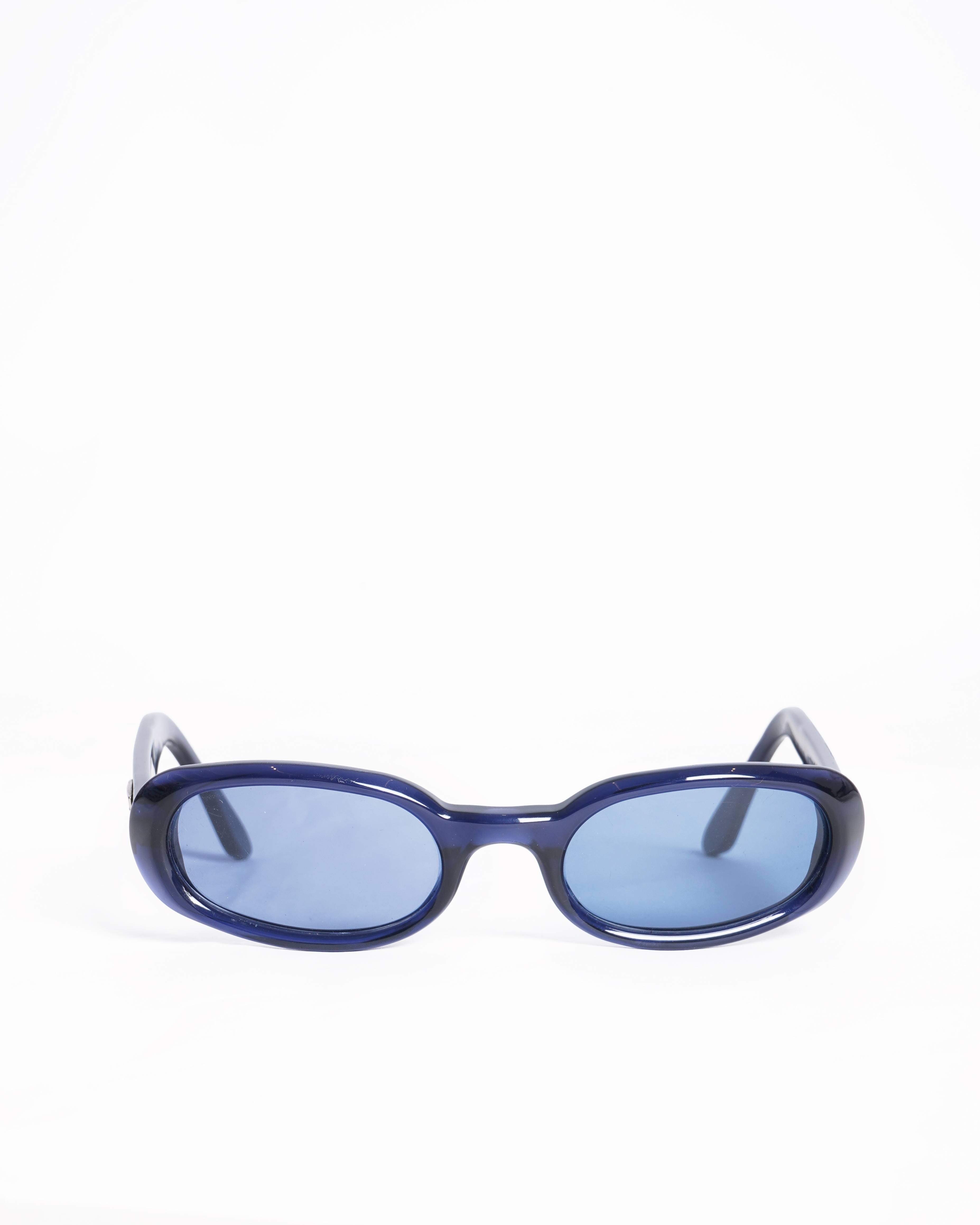 Gucci gg oval frame sunglasses