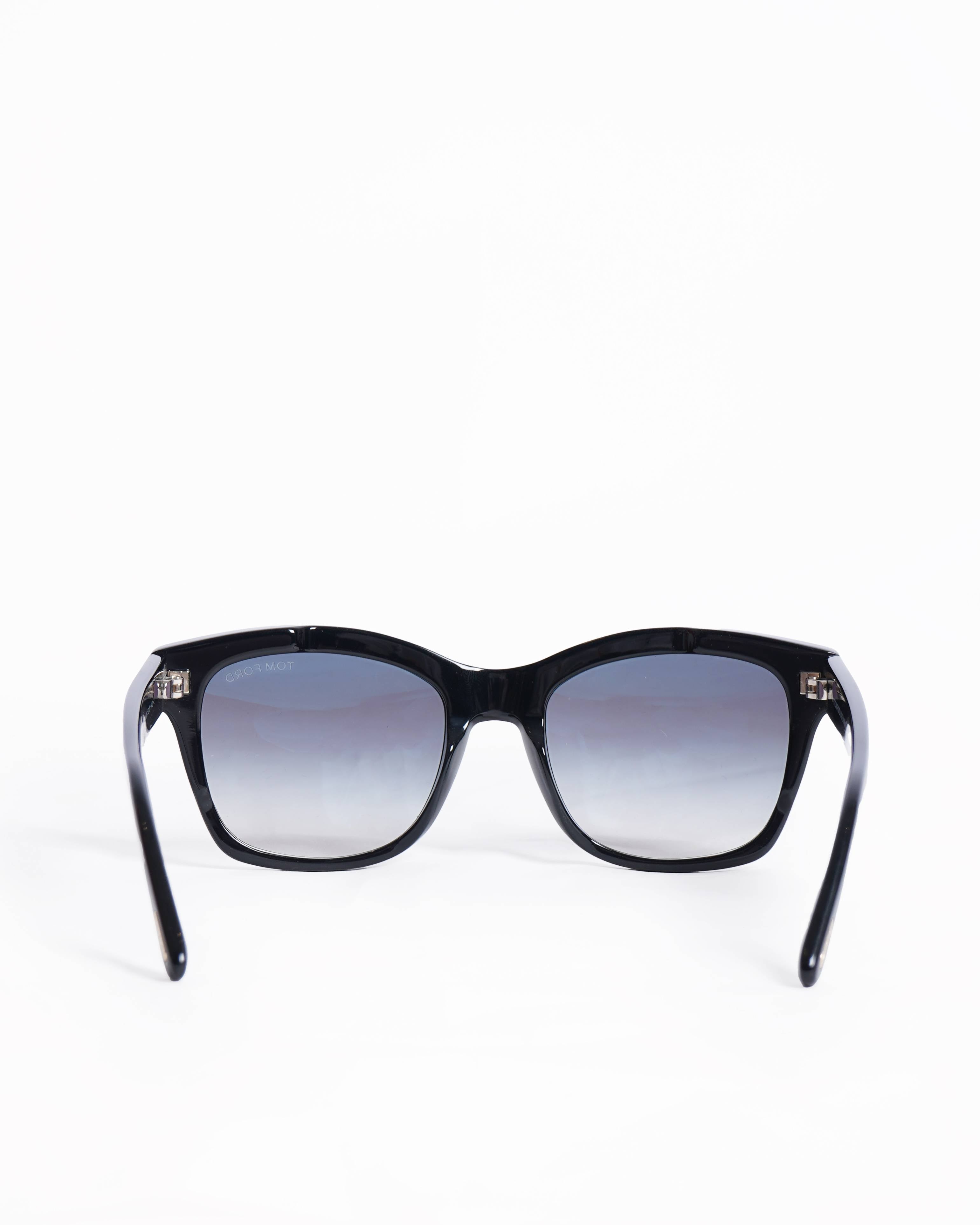 Tom Ford Black smoke mirrored lens sunglasses