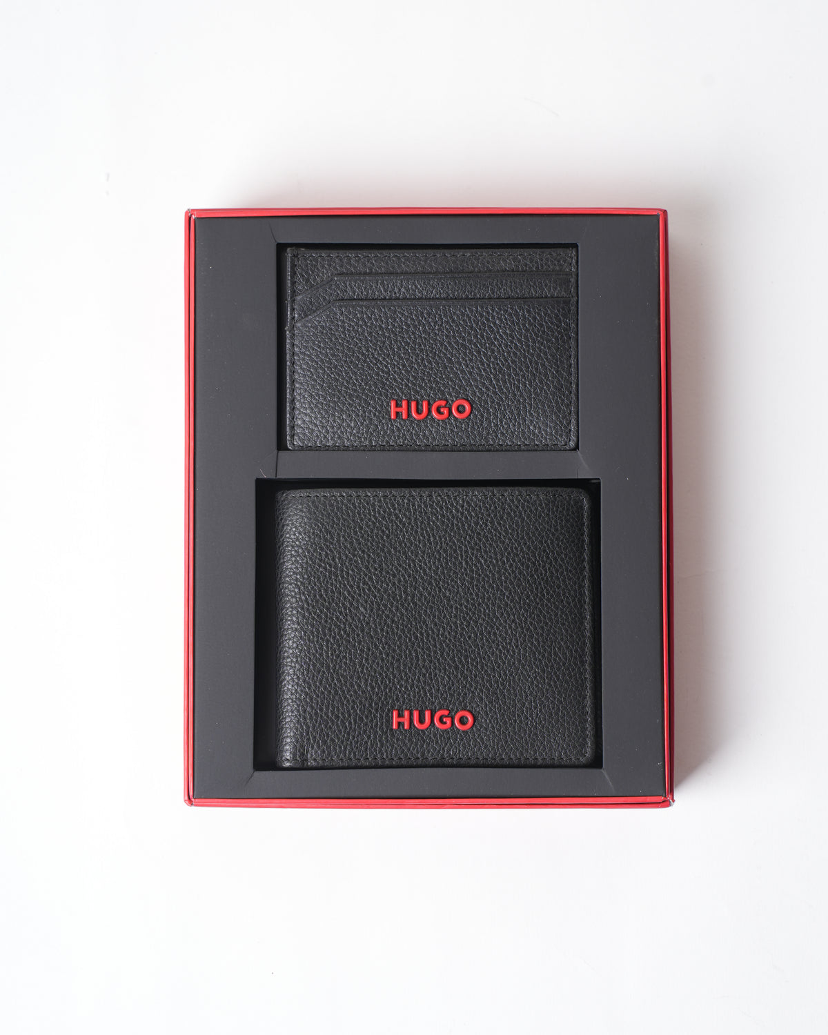 New Hugo Red Set