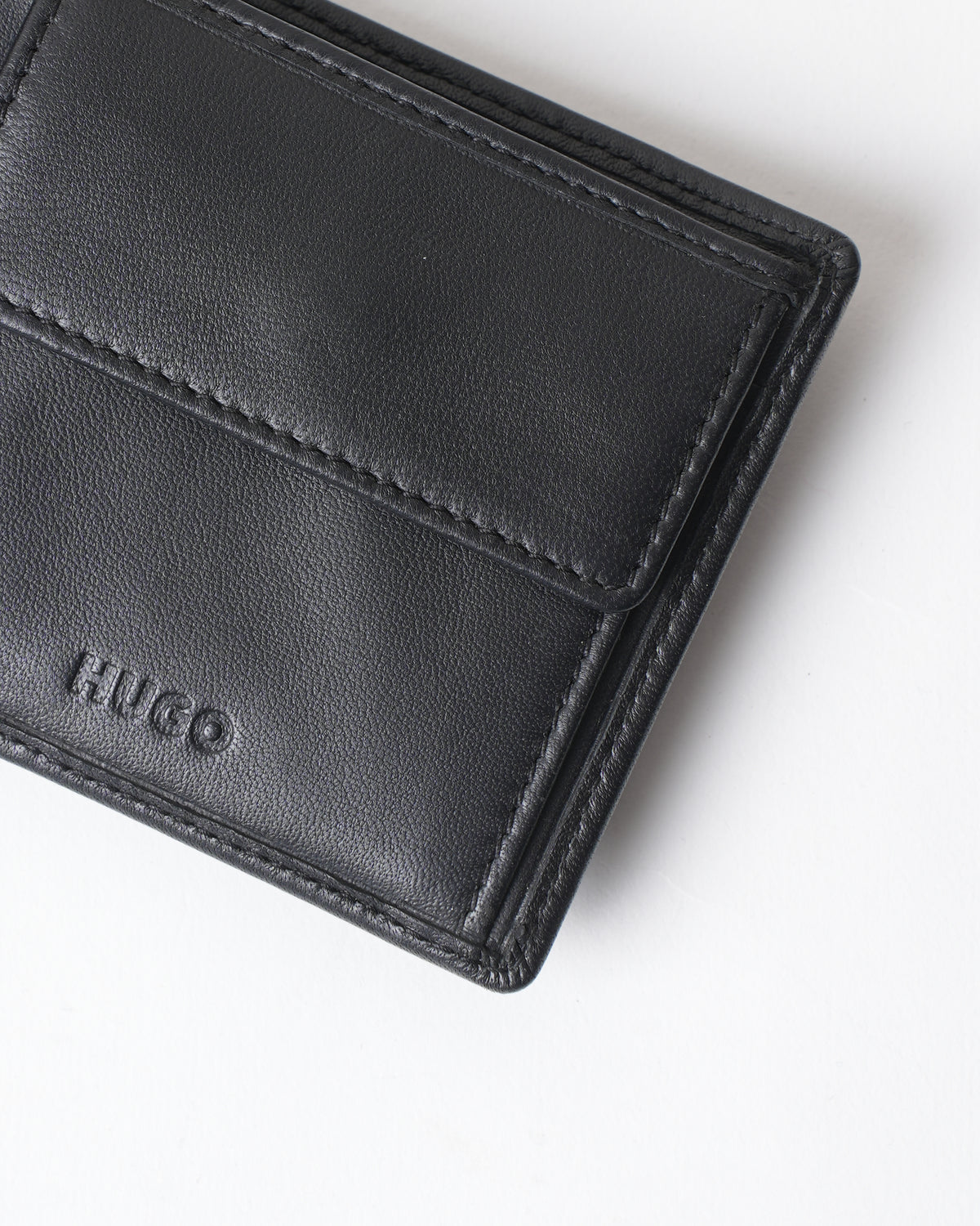 New Hugo Embossed Centre Wallet