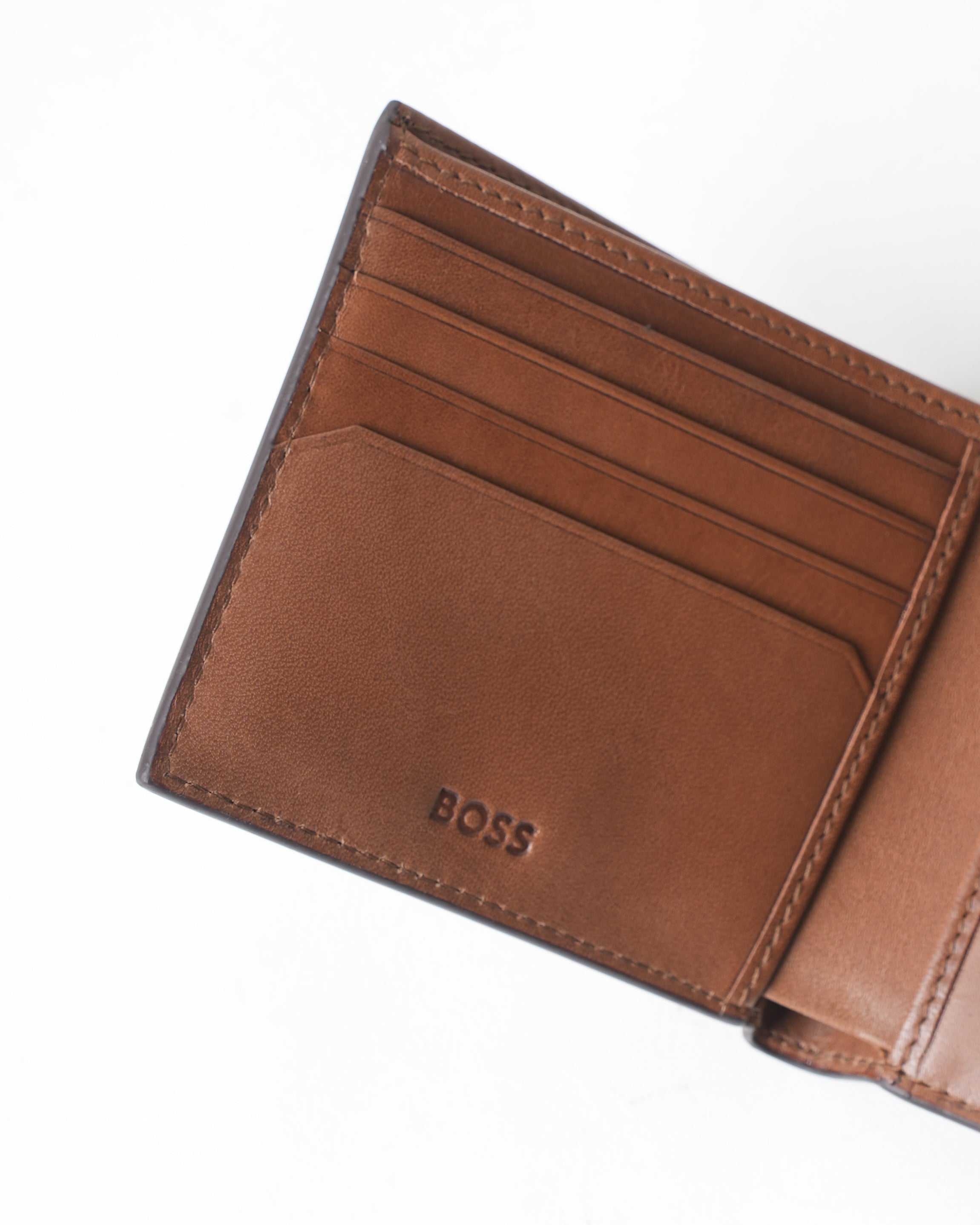 Boss Leather wallet with polished silver lettering