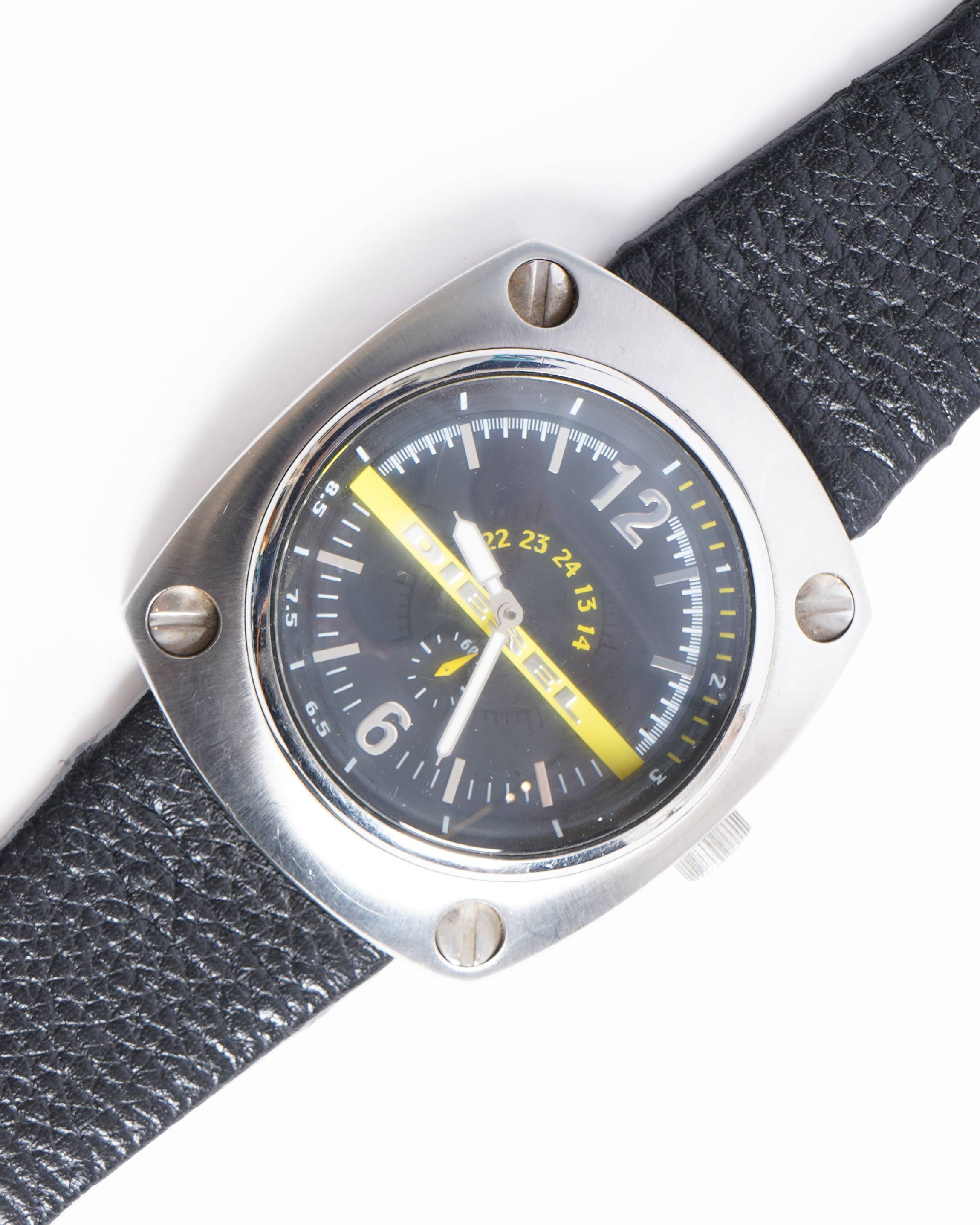 Diesel analog men's leather strap watch