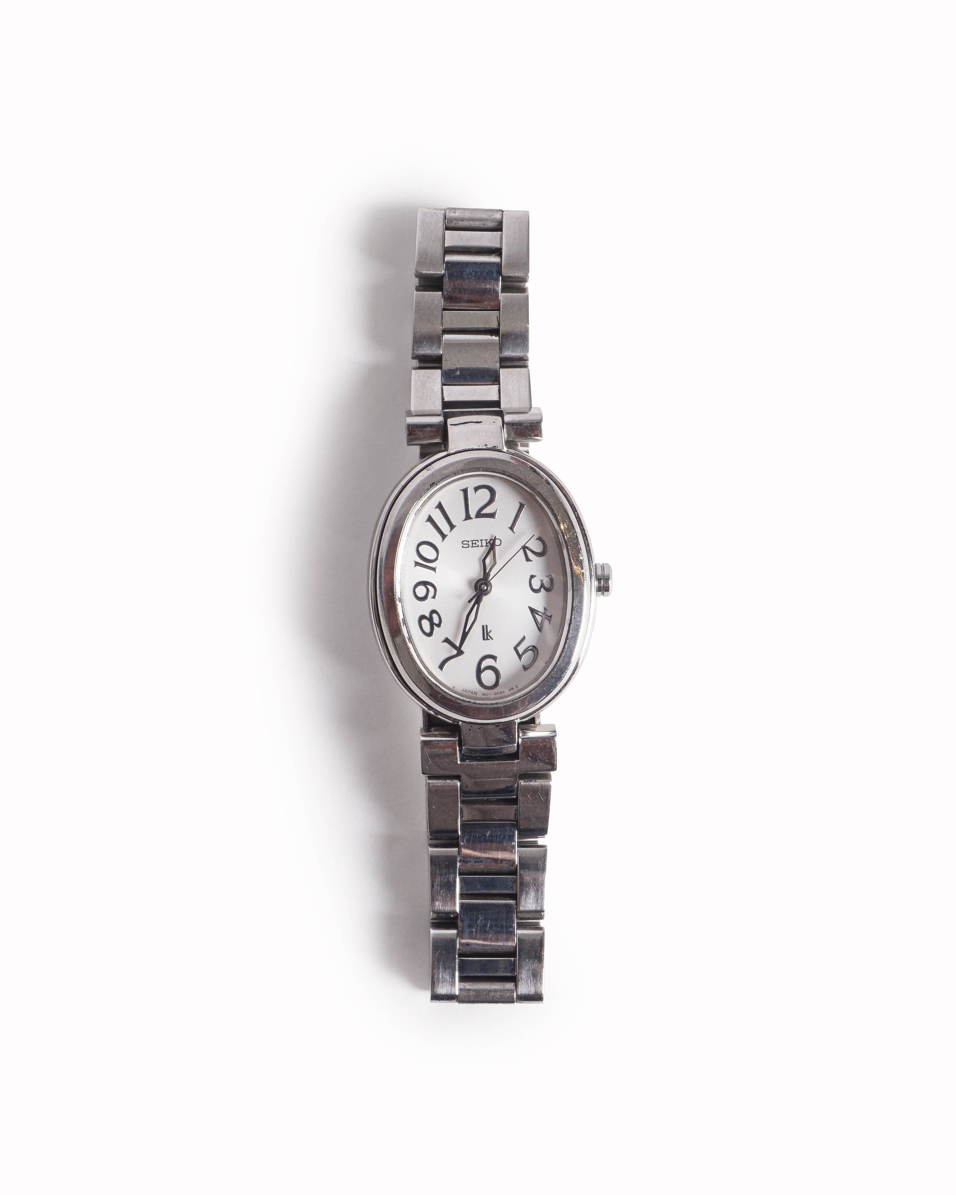 Vintage Seiko Silver-Tone Oval Dial Watch