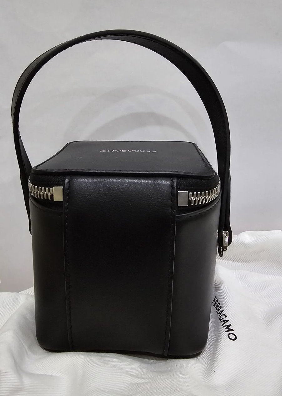 *NEW*Ferragamo Women Black Mini Box Crossbody With Top Handle In Black