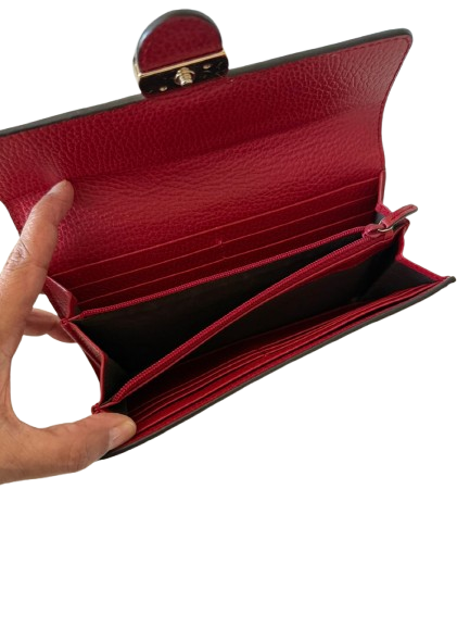 Gucci Interlocking GG Continental Wallet