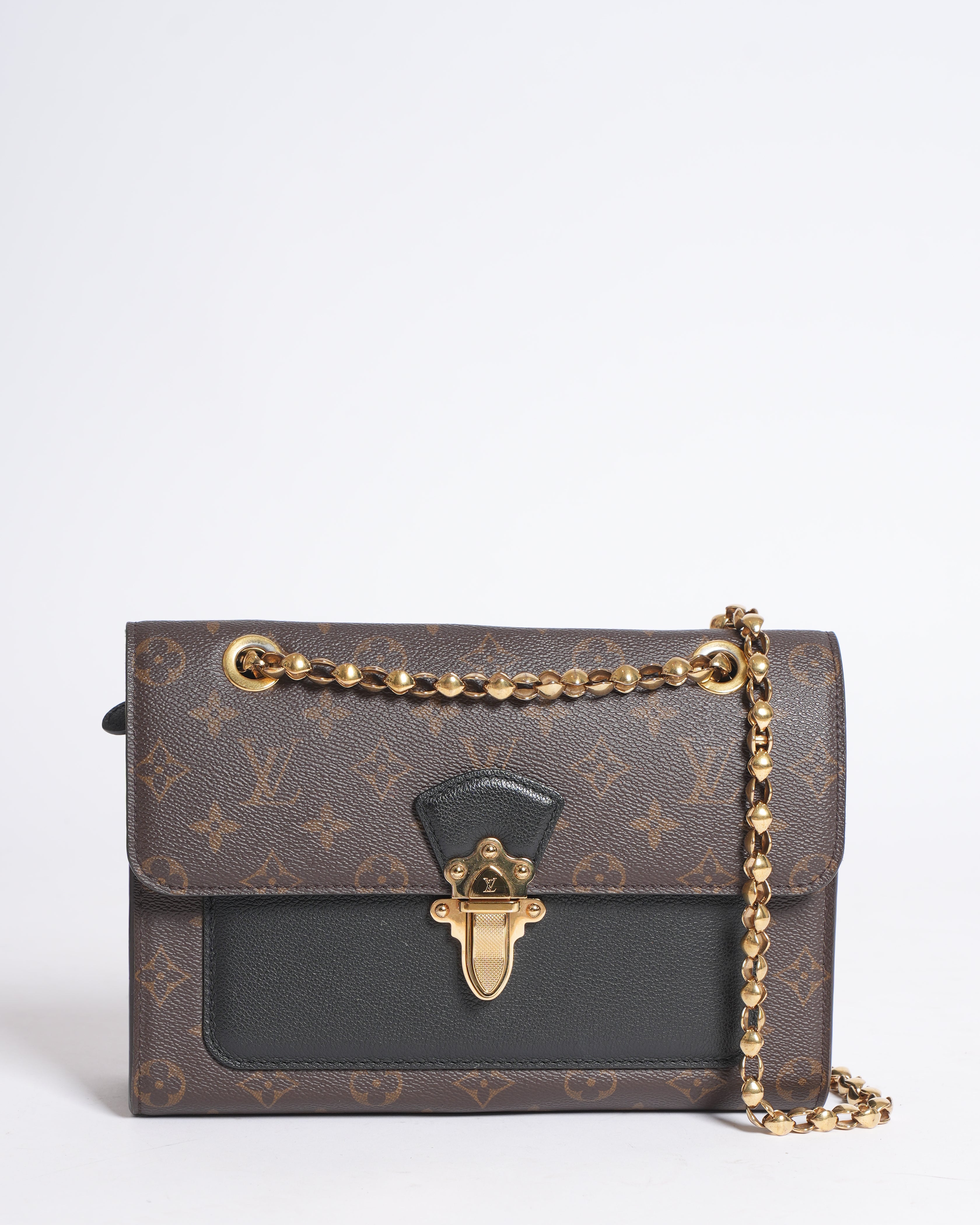 Louis vuitton victoire monogram crossbody bag