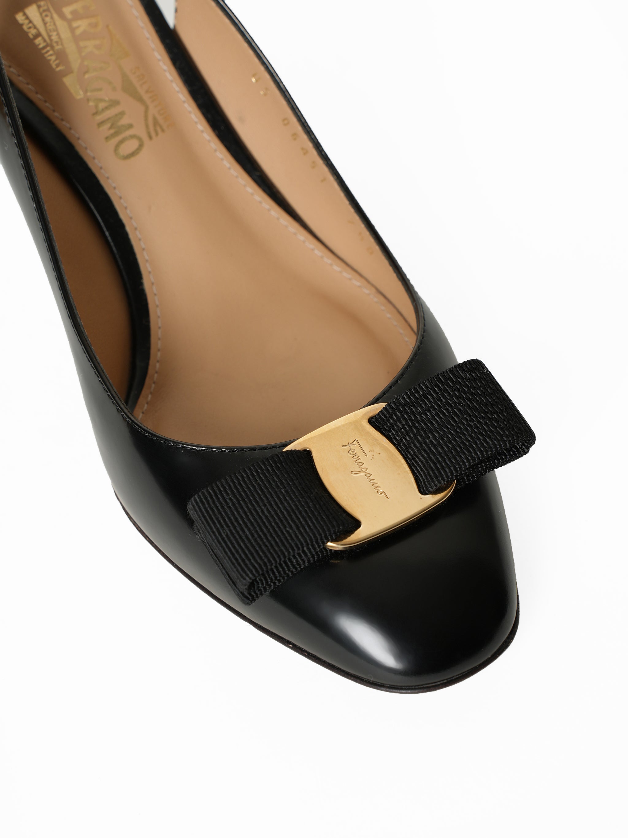 Ferragamo Ortigia Slingback Pumps With Signature Vara Bow