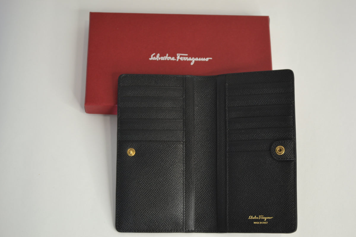 *New* Salvatore Ferragamo Gancini Continental Wallet