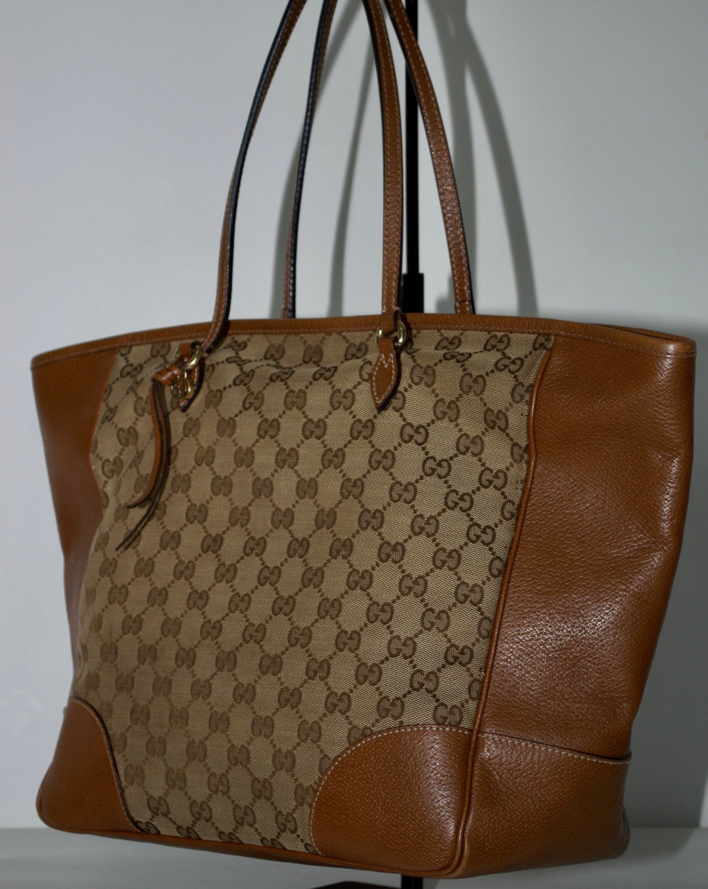 Gucci Monogram Medium Bree Zippered Tote Beige Tabacco