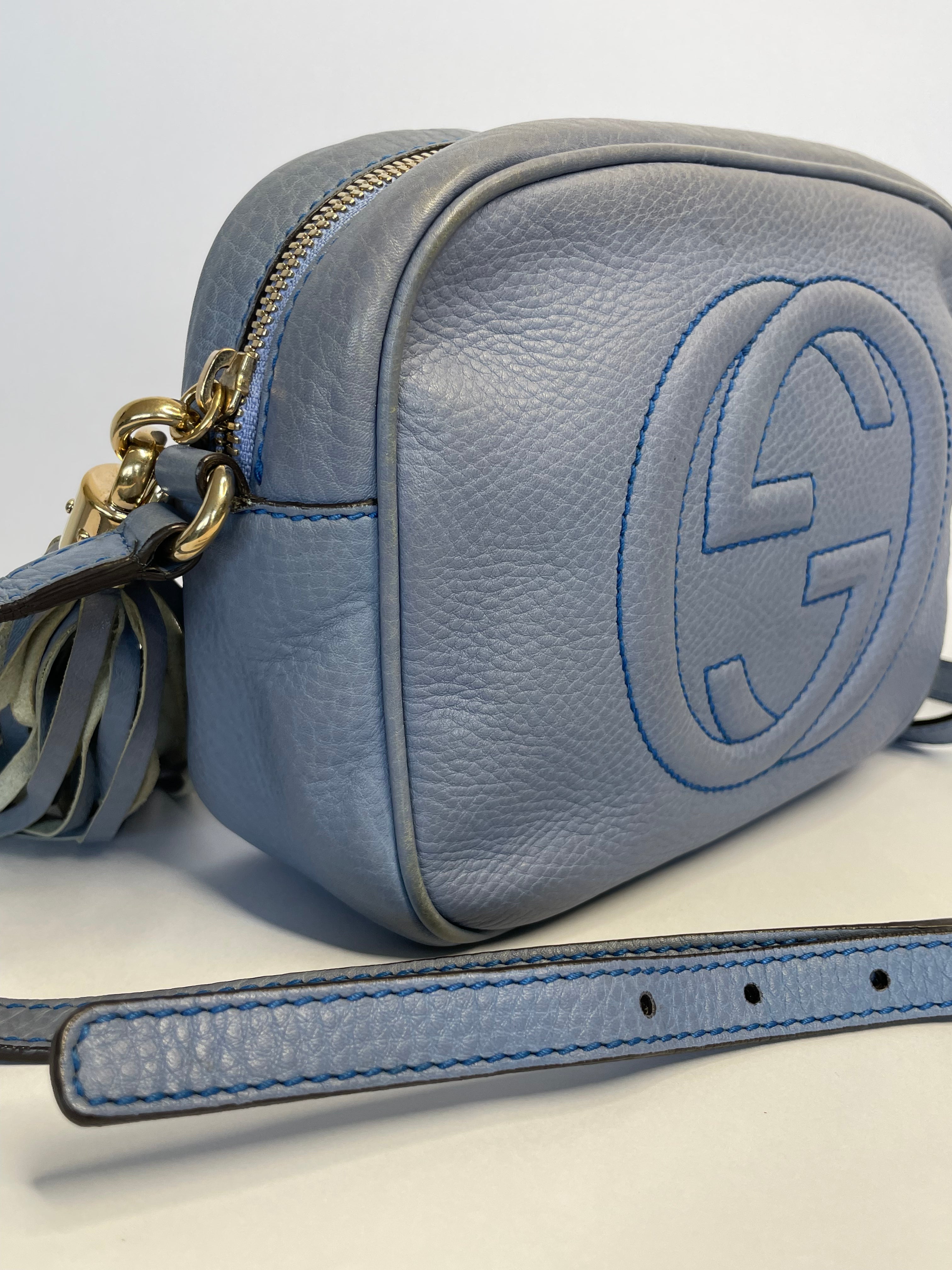 Gucci Pebbled Calfskin Small Soho Disco Bag Periwinkle