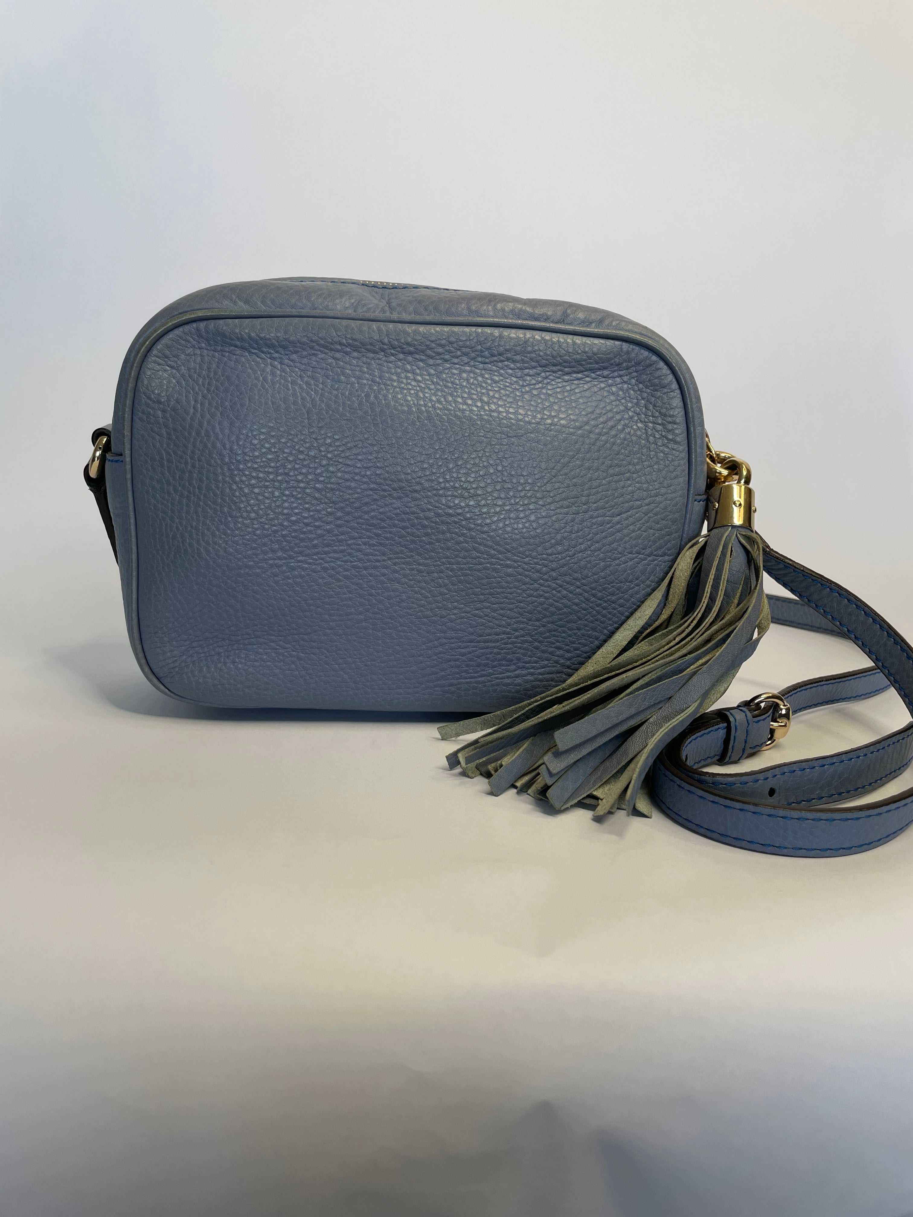 Gucci Pebbled Calfskin Small Soho Disco Bag Periwinkle