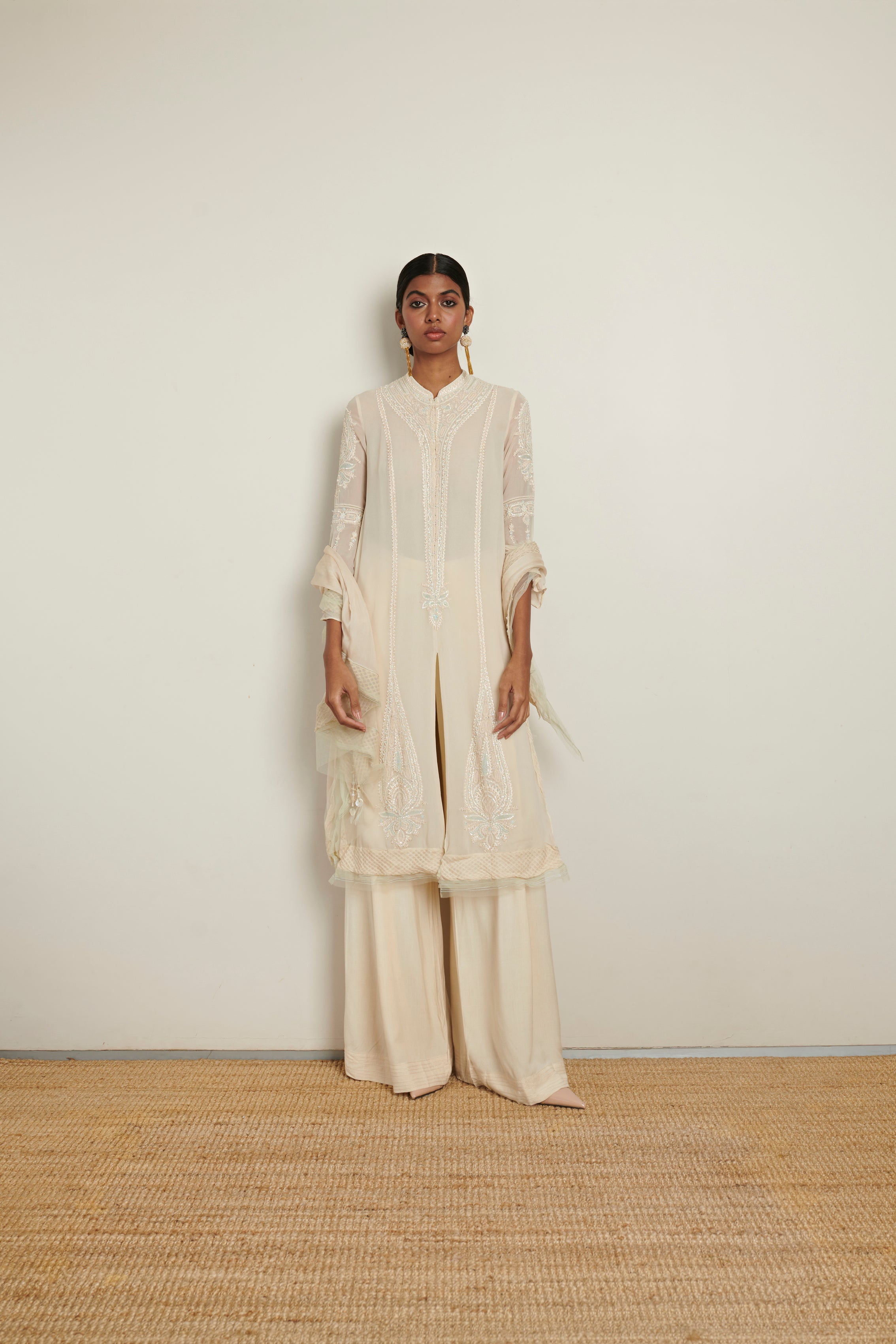 Tarun Tahiliani Off White Sequins & Embroidery Suit
