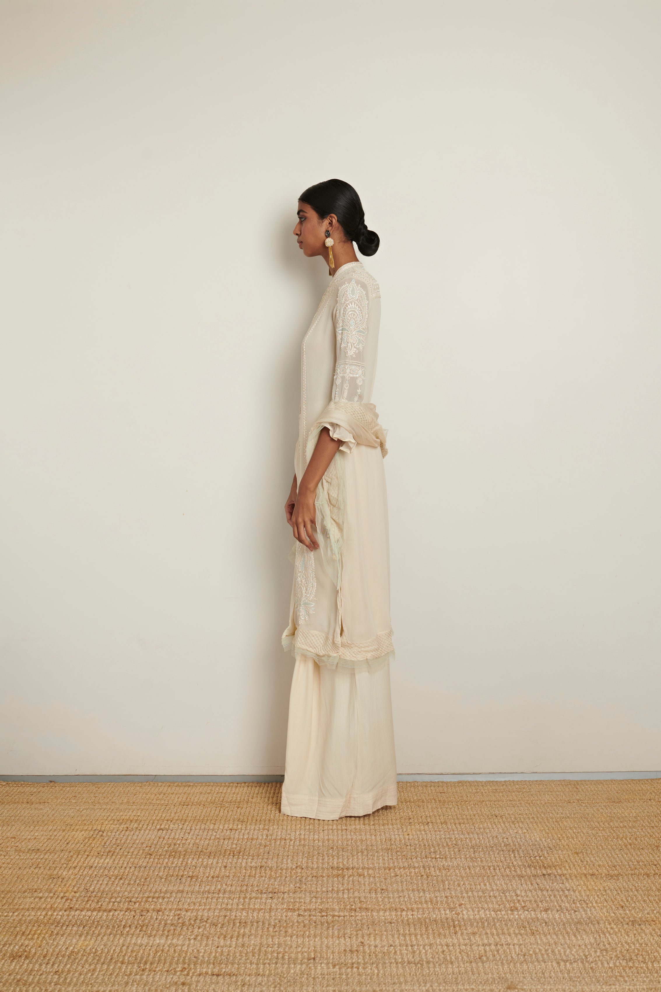 Tarun Tahiliani Off White Sequins & Embroidery Suit